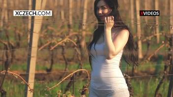 Venus showing her body and tits on the vineyard - XCZECH.com